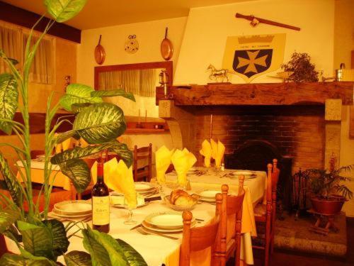 Hotel Restaurant Du Tourisme Latronquière Zewnętrze zdjęcie