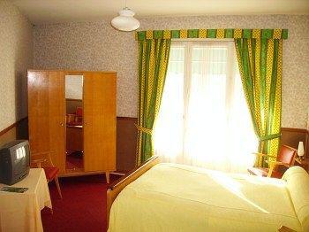 Hotel Restaurant Du Tourisme Latronquière Zewnętrze zdjęcie